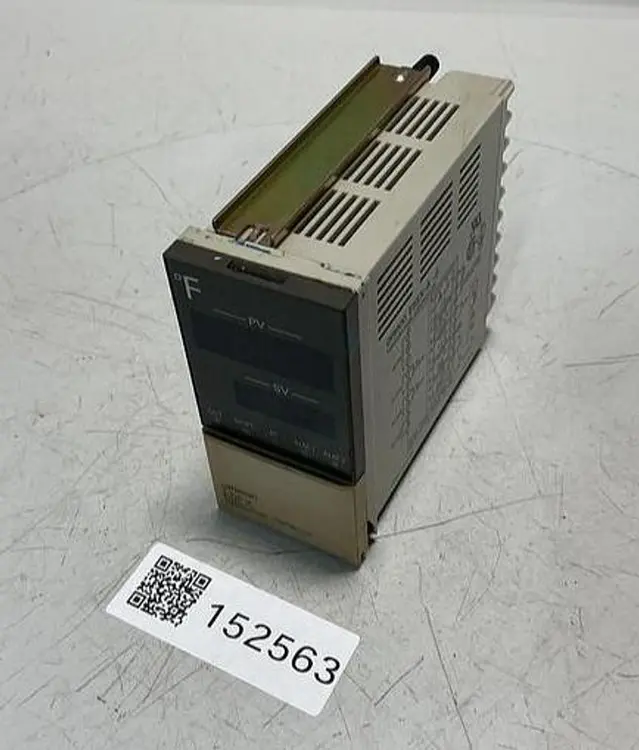 Used OMRON E5EX-A-F Temperature Controls Michigan US | Ideal Machinery #962943