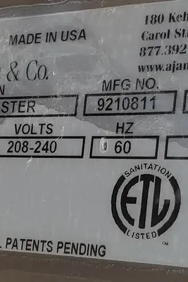 Details  Condition  Used – like new  Henny penny combi steam oven used couple times Like Brand NEW size W 22" x D 26" x H 30" Elcteric 3 Phase 208 volt  Henny penny combi steam oven