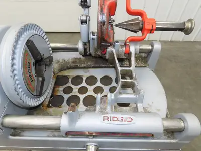 Ridgid 535 Pipe Bolt Threader Machine Stand 120VAC 15A Universal 811A Die 1/8-2"