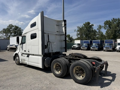 Used 2021 VOLVO VNL760 Conventional trucks Indiana US | Miedema Asset Management Group #1414630
