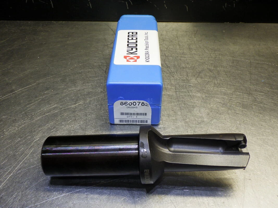 Kyocera / SGS .9450" Coolant Thru Indexable Drill 1" Shank DR0945 (LOC3567)