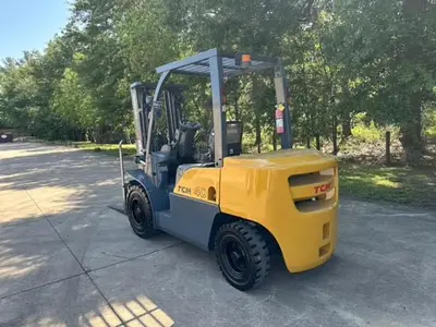 USED 2015 TCM FD40-A1