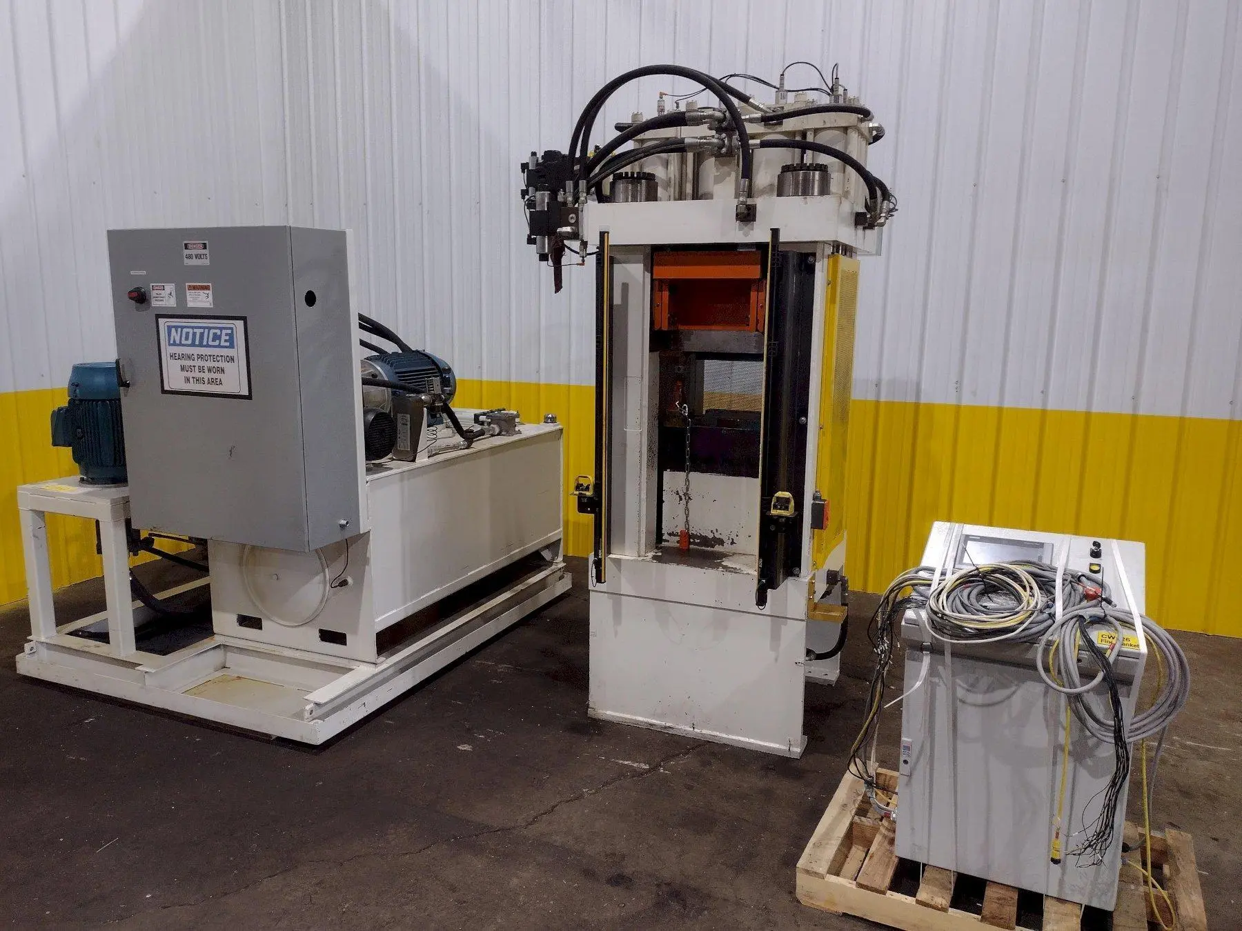 200 TON AMD 4-POST TIE-ROD FRAME HEAVY DUTY HYDRAULIC PRESS & MULTI-PRESSURE HYDRAULIC UNIT: STOCK #19452