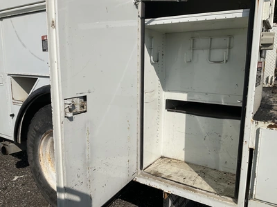 Used 2007 INTERNATIONAL 4200 Bucket (boom) trucks Michigan US | Miedema Asset Management Group #1304736