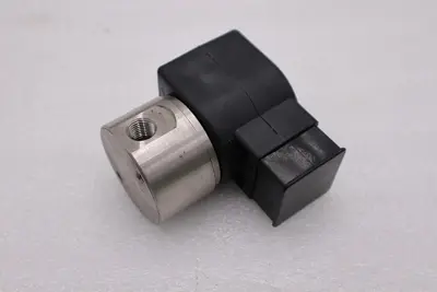 PARKER 71216SN1GL00N0D100C2 24VDC PSI 500 1/16 10WATTS STOCK H1329A