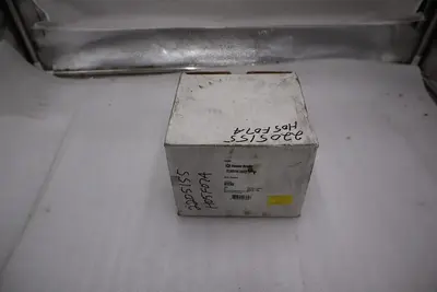 NEW IN BOX FENNER 6202560 / 6202560 2" KEYLESS BUSHINGS STOCK H843
