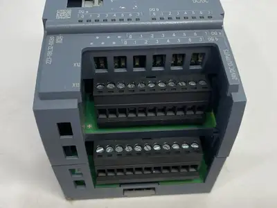 USED SIEMENS SIMATIC S7-1200 DIGITAL I/O MOD. SM 1223 16 DI/16 DO