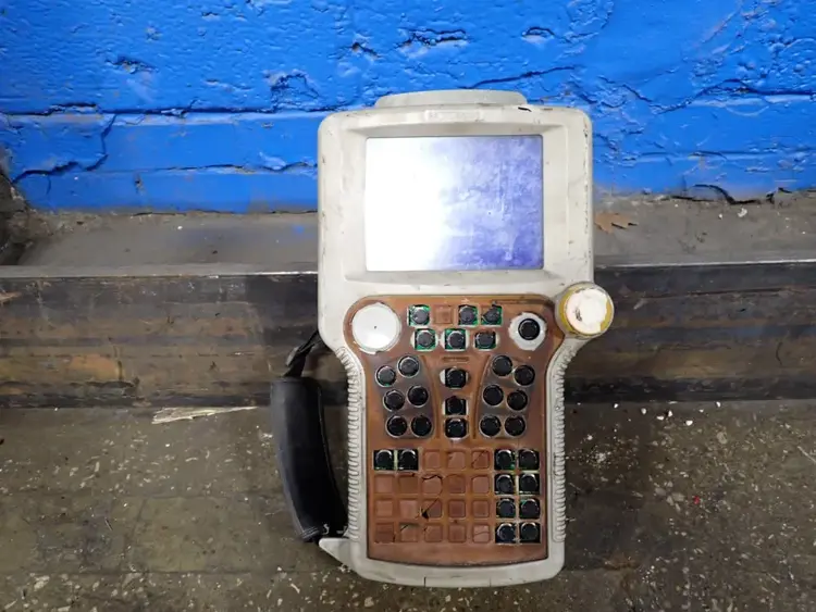Used 2000 YASKAWA ELECTRIC JZNCXPP02B Robots Ohio US | HGR 24 #870814