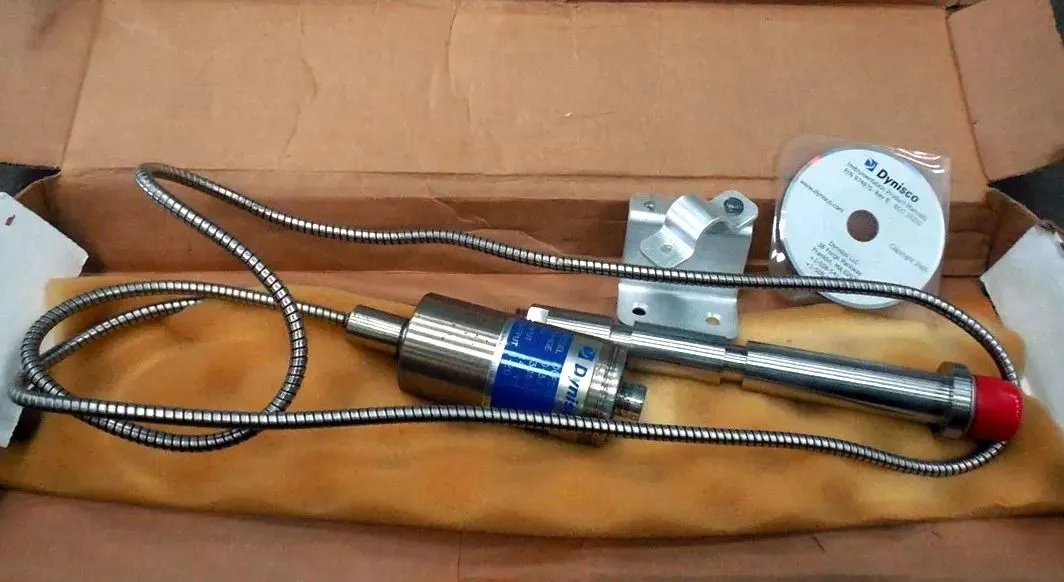 Dynisco DCF290-3M-8/60-B897-2M Remote Pressure Transducer New NIB