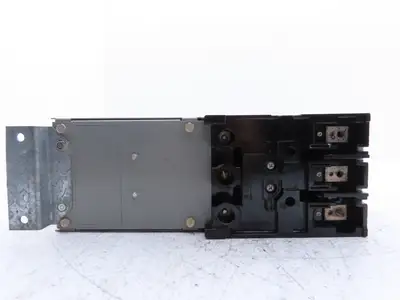 General Electric THFP321XL 3-Pole Fusible Disconnect Switch Panel Mount 30A 240V