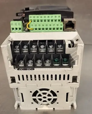 Allen Bradley # 22D-D4P0N104 Power Flex- 40 SERIES A 2. 0 (BIN3.3.1)