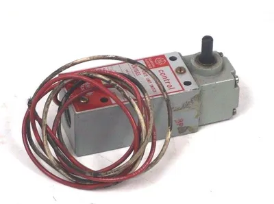 USED GENERAL ELECTRIC CR115GS-601L SOLID STATE LIMIT SWITCH CR115GS601L