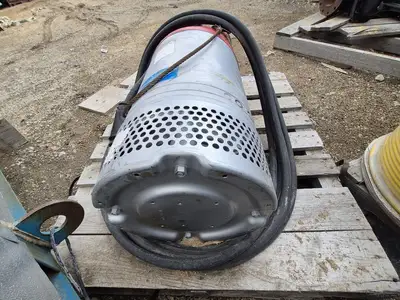 30 hp Submersible Pump 202 ft Head, 575 Volt