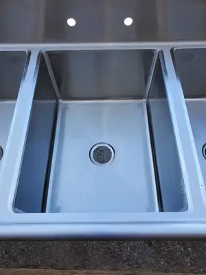 Winholt 10'  3 Comp. Sink w/  2 DRBD & 2 Shelves.  New Encore Fixtures & Drains