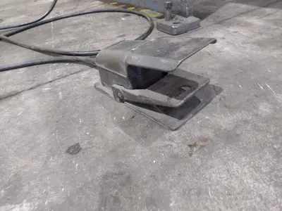 10' X 14 GAUGE PULLMAX URSVIKEN HYDRAULIC POWER SHEAR: YOBRO #25207