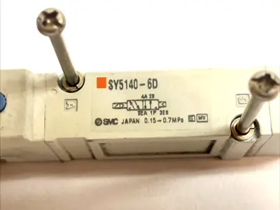 USED SMC 5-PORT SOLENOID VALVE SINGLE COIL BASE MOUNT