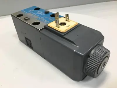 USED VICKERS DG4V32AMUHL760