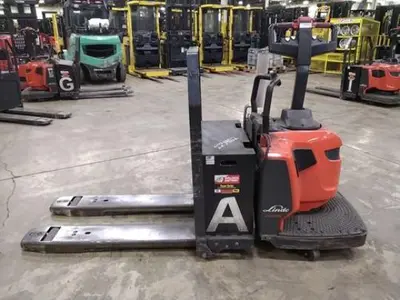 USED 2021 LINDE EWR30