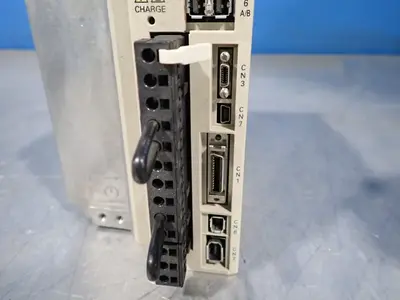 NEW YASKAWA ELECTRIC SGDV3R5D11A002000