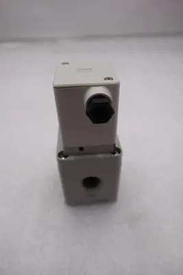 SMC IT4051-N32 E/P Regulator IT4051N32 NEW FOUR AVAILABLE STOCK S-365