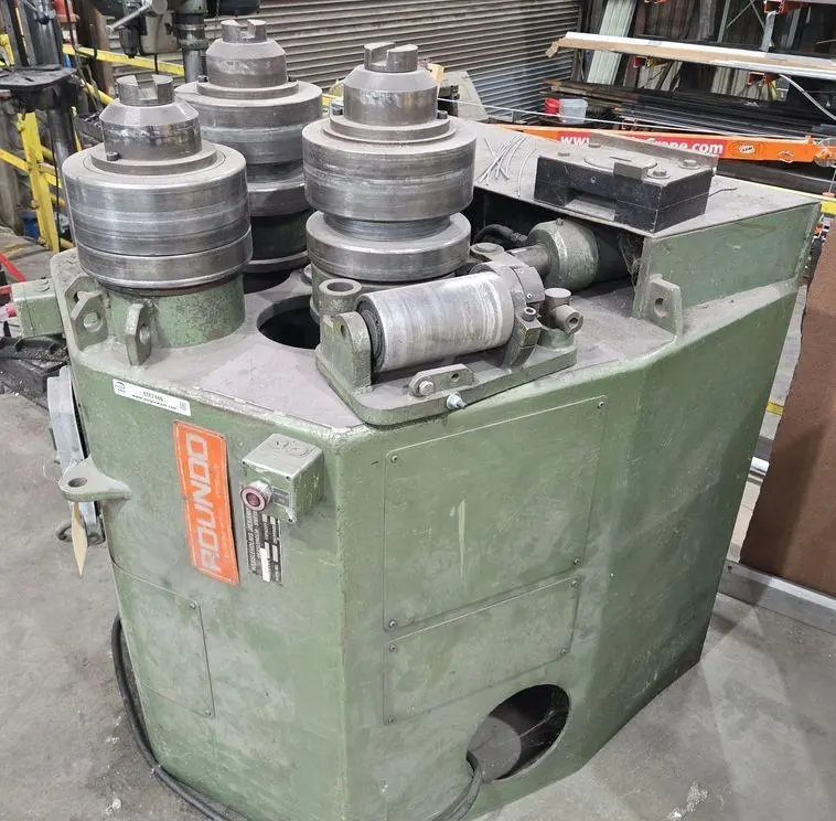 USED ROUNDO ....................... R-4YEAR NEW: ................... 1980