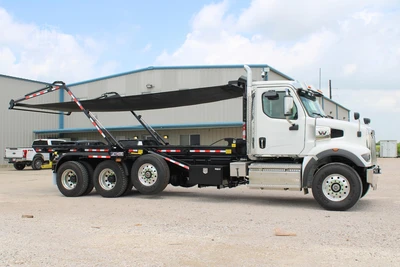 New | in-Stock 2027 WESTERN STAR 47X Hooklifts & Roll-Offs Texas US | Roll Off Truck World #1492010