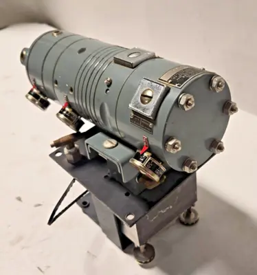 Moore Products 509M Nullmatic Controller Pneumatic Transmitter