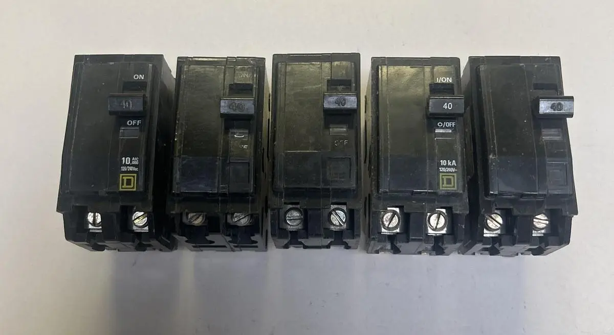 USED SQUARE D QOB240