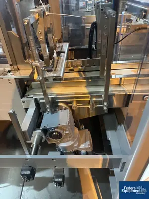 NEW Uhlmann Uhlmann Case Packer E4004/142