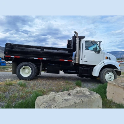 USED 2000 STERLING L7501