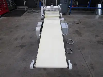 Dorner Incline Conveyor with Flattener