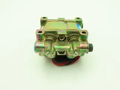 Honeywell Skinner V935LEH2050 Solenoid Valve 4-Way NO/NC 50PSI 120V 1/4" NPT