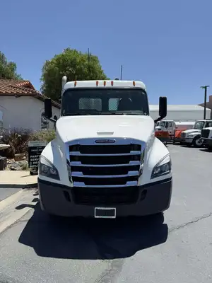 Used 2020 FREIGHTLINER CASCADIA 112 Flatbed Trucks California US | Commerce Truck Equipment Sales #1548695