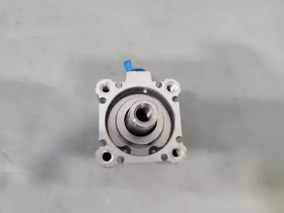 USED SMC NCQ2L40-25DZ