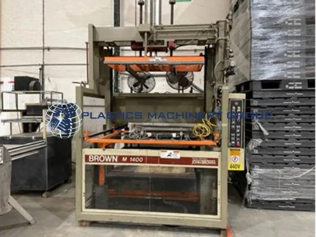 Used _UNKNOWN_ _UNKNOWN_ Forming Machine | Plastics Machinery Group #686114