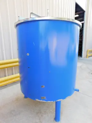 Used Unbranded _UNKNOWN_ Vertical Single Wall Tanks Ohio US | Equipment Recovery Corp. #1331237
