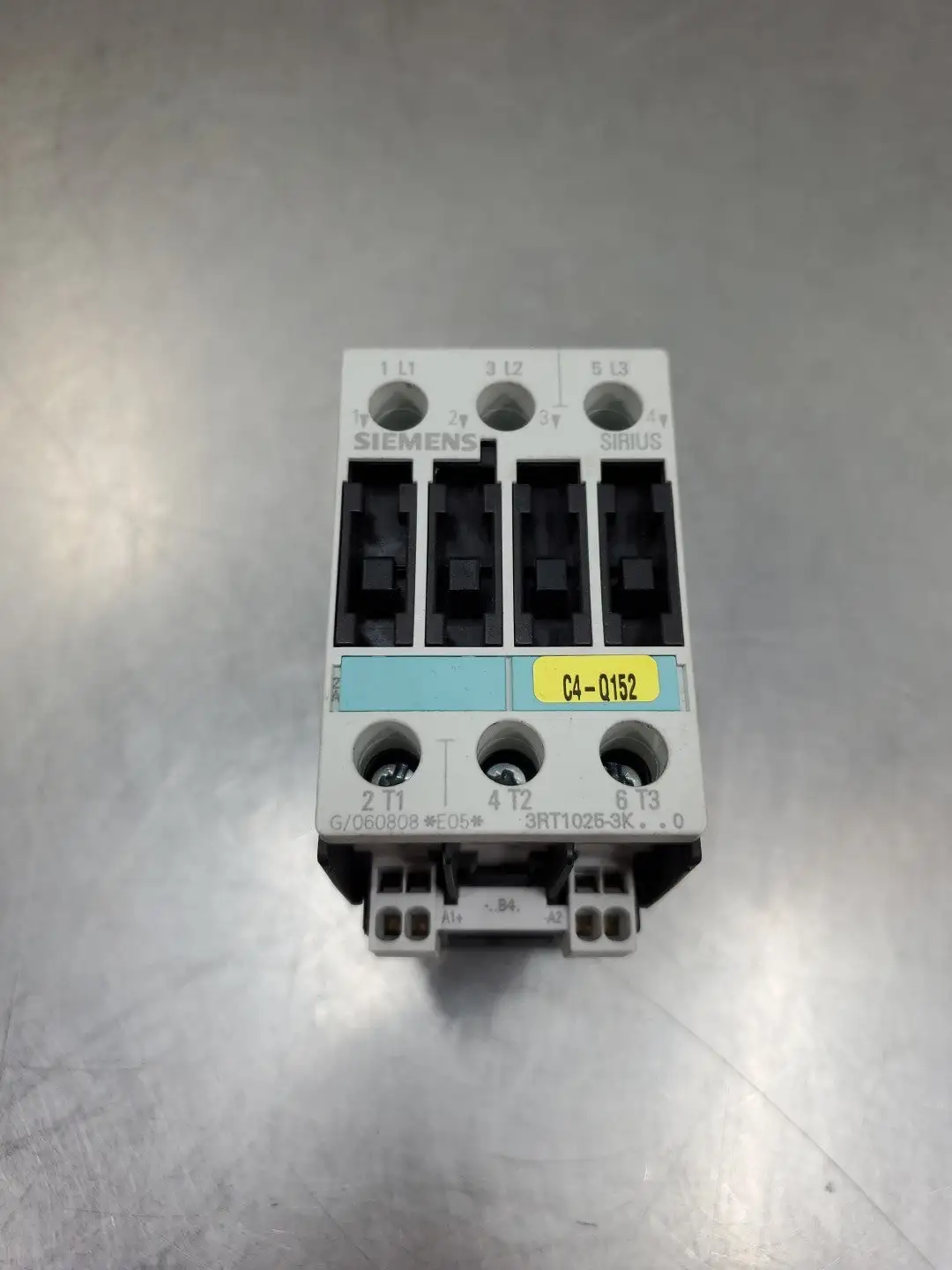 Siemens 3RT1025-3K..0 SIRIUS Contactor. 4E-41