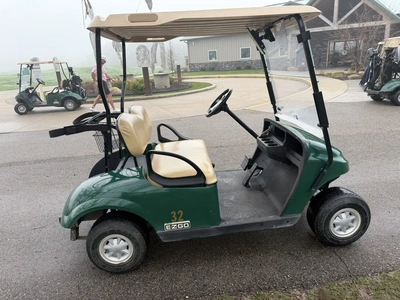 (1) 2017 E-Z-Go golf cart with a Kawasaki gas engine, model 625111G01, does not include Club canopy,...