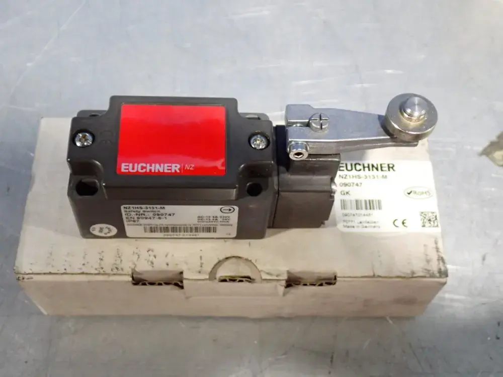 Used EUCHNER 090747 Relays & Switches Ohio US | HGR 24 #907406