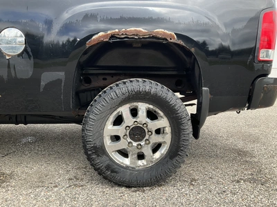 USED 2011 GMC SIERRA 2500