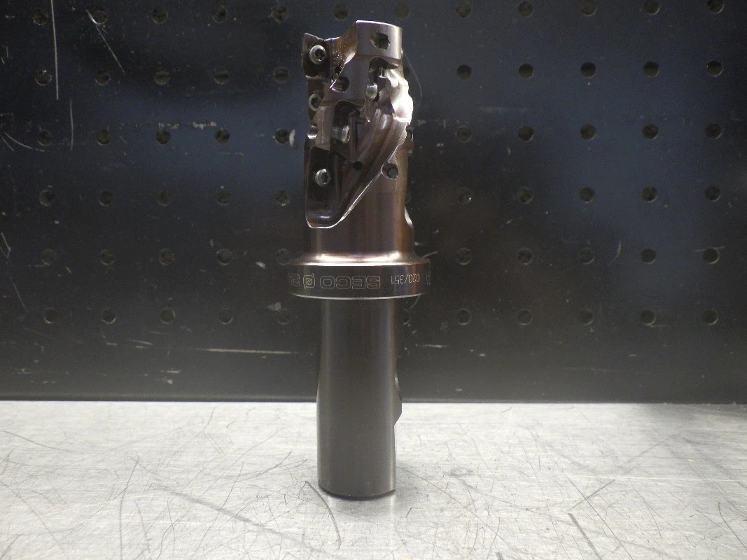 SECO Indexable 32mm Endmill 25mm Shank R217.69-2532.3S-044-12.3A (LOC2888C)