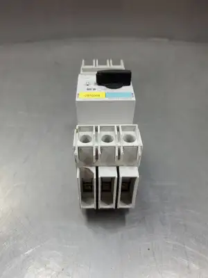 Used Siemens 3RV1721-0HD10 SIRIUS Circuit Breaker Circuit Breakers South Carolina US | Palmetto Automation #1521121