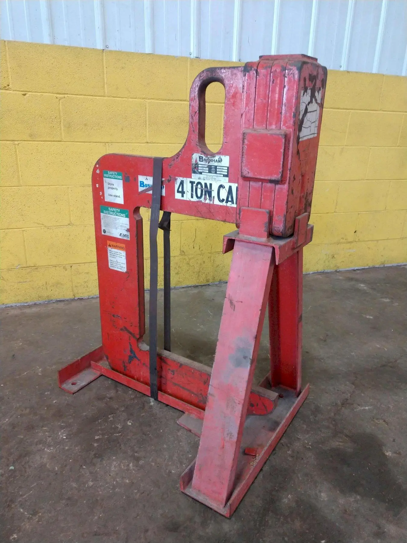 USED BUSHMAN 610