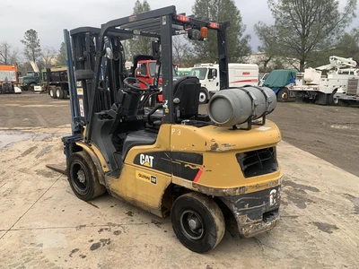 Used 2020 CATERPILLAR GP30N Internal Combustion Forklifts: Pneumatic Tire California US | Mittry Construction #1363439