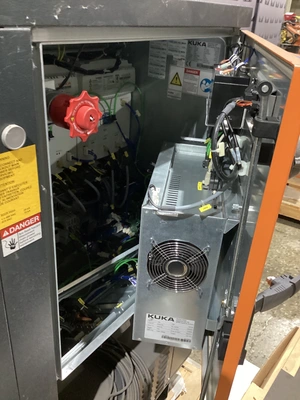 NEW 2015 KUKA KR16 L6-2 + KR C4 NA