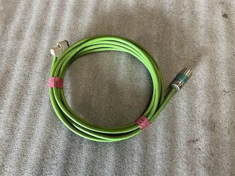 Used SIEMENS P4 2302 ... 350 CABLE Misc Electrical & Power Parts BE | Apt International N.V #363686