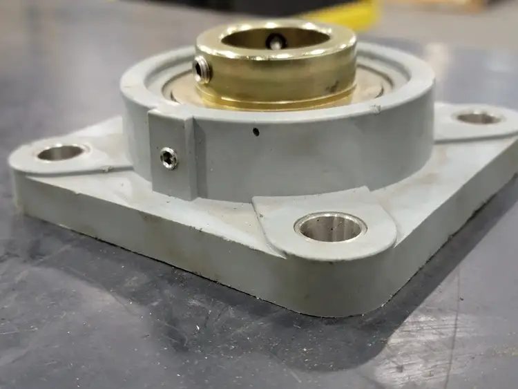 Used SYSTEM PLAST PF-606 Bearings British Columbia CA | Lenmark #260734