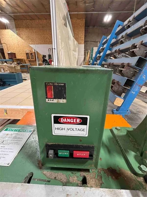 Used INDUSTRIAL WOODWORKING MACHINE UPCUT SAW Cross Cut Saws Colorado US | MachineryMax #1518881