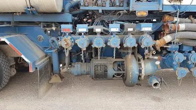 USED 1997 PEERLESS BAKER HUGHES HYDRA FRAC BLENDER TRAILER