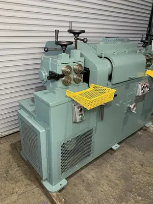 Used SHUSTER 2ABV Wire Straighteners & Cut-Offs Texas US | Universal Metalworking Equipment #1281005